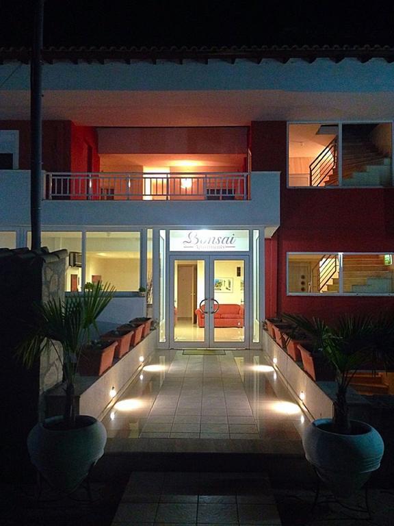 Bonsai Apartments Mola Kalyva Ngoại thất bức ảnh